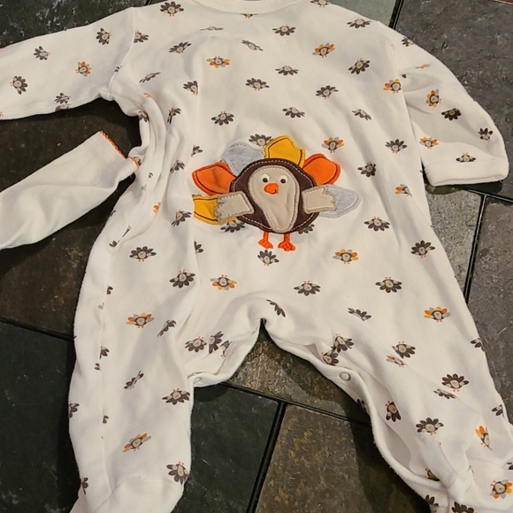 Girls 5 pc lot: sleeper, tops, pants, 3 mo, halloween - Picture 11 of 11